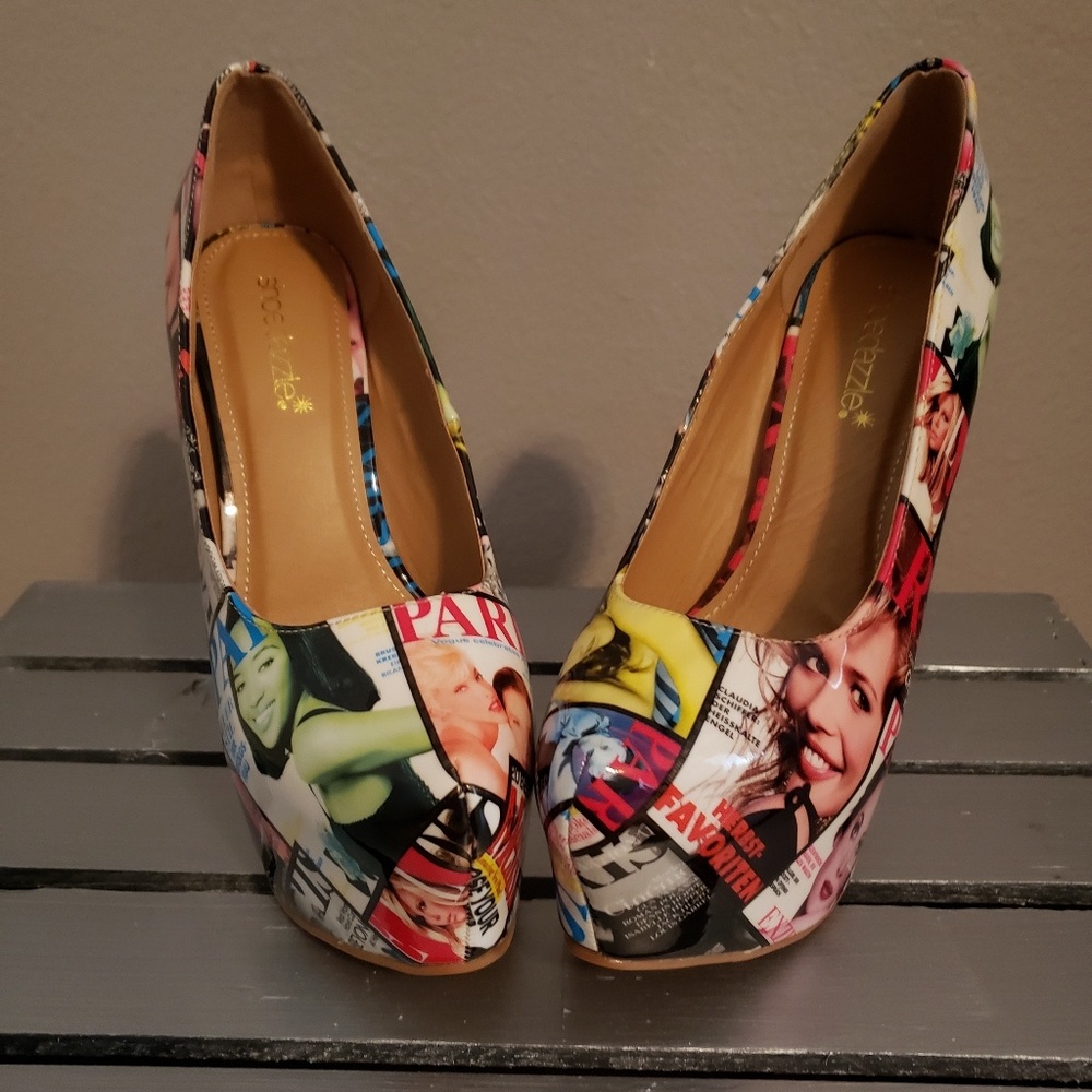Jatina Magazine Print Pumps